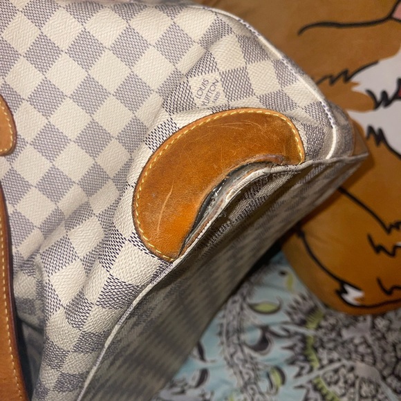 Authentic Louis Vuitton Hampstead PM - Picture 5 of 11